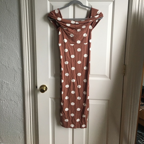 ASOS Dusty Rose Off the Shoulder Dress - Picture 1 of 3